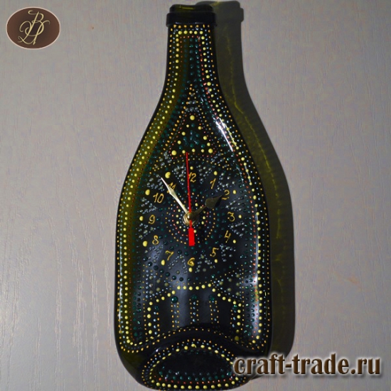 Часы из стеклянной бутылки