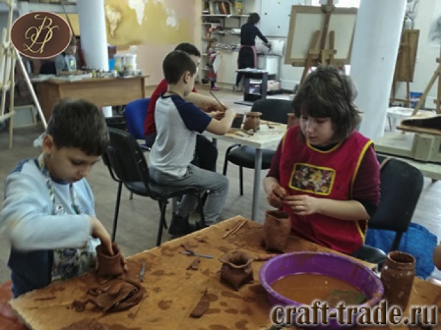 Лепка из глины с детьми в  студии Арт-Звено
